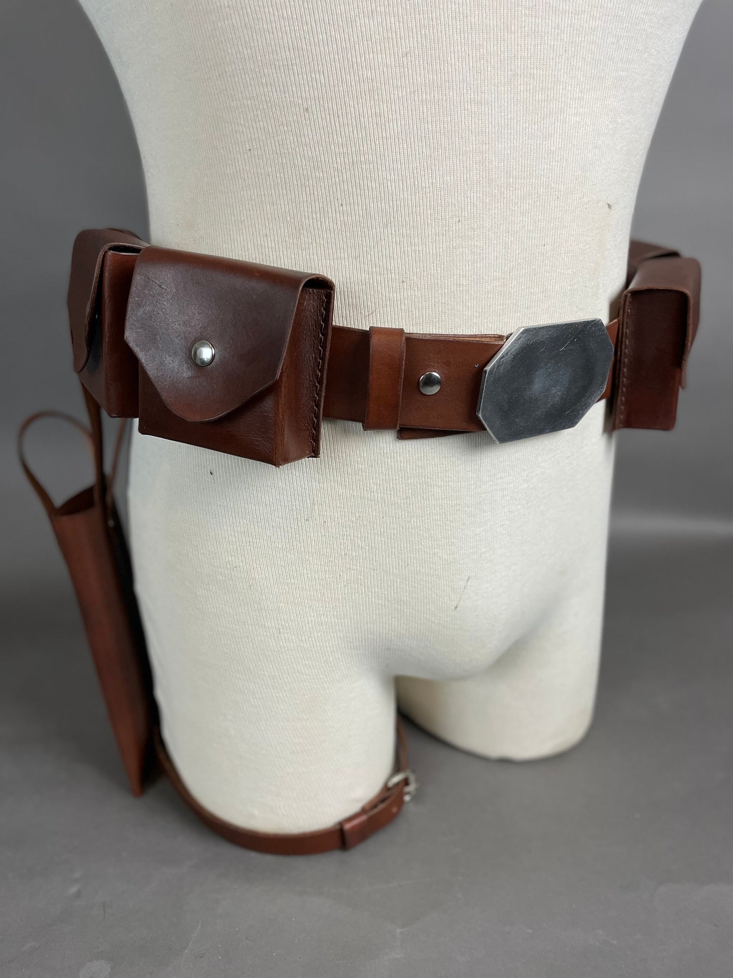 Axe Woves- belt, holster and pouches- Season 2 Mandalorian
