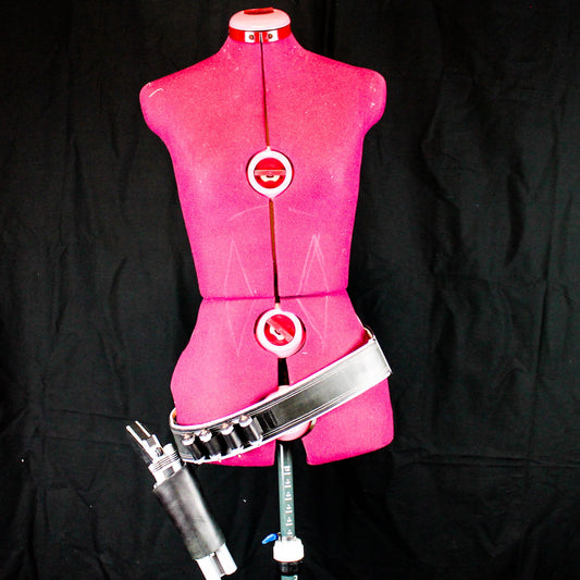 Qira Belt & Holster - SOLO: A Star Wars Story