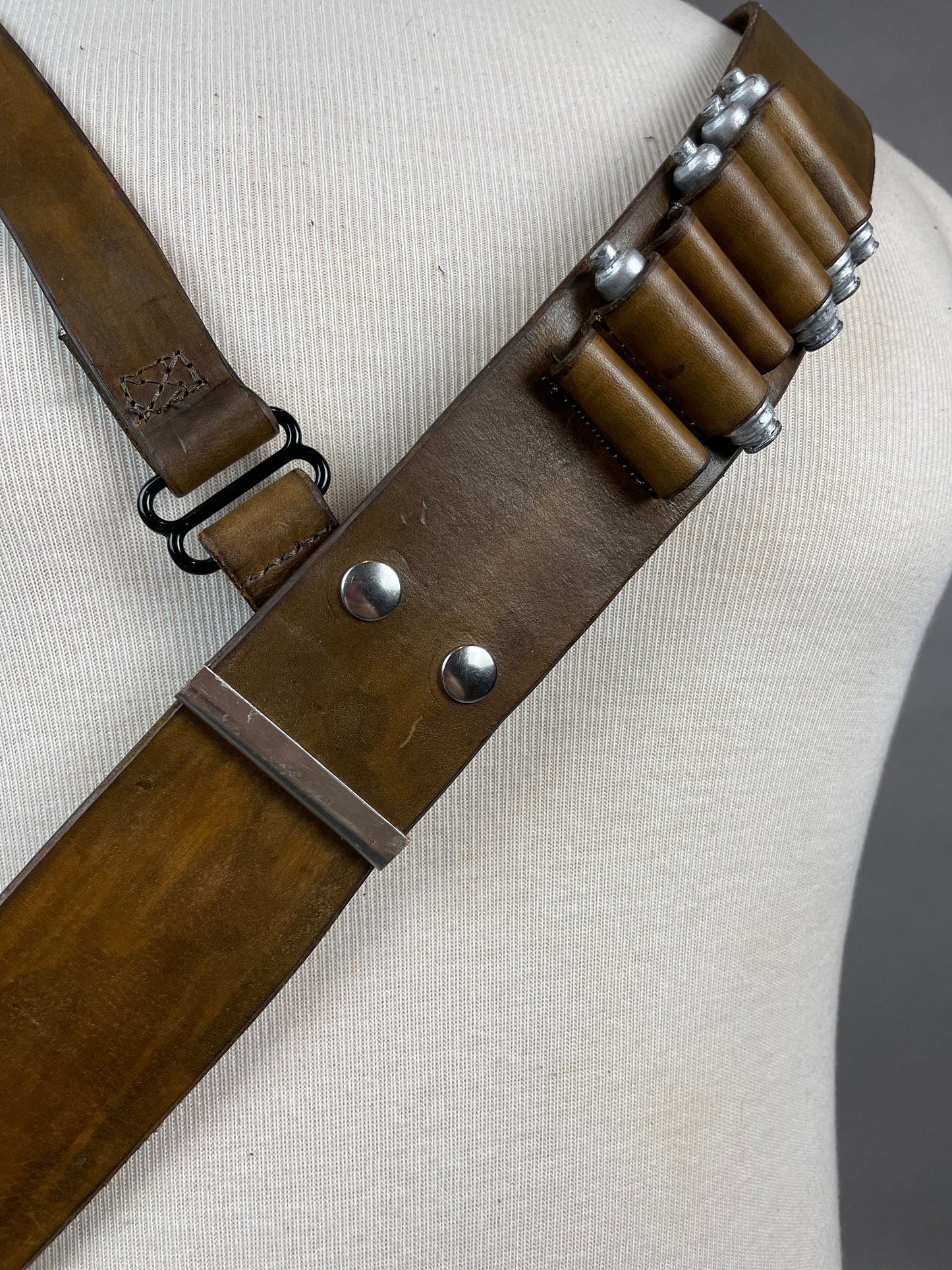 Cal Kestis- Fallen Order Leather Harness